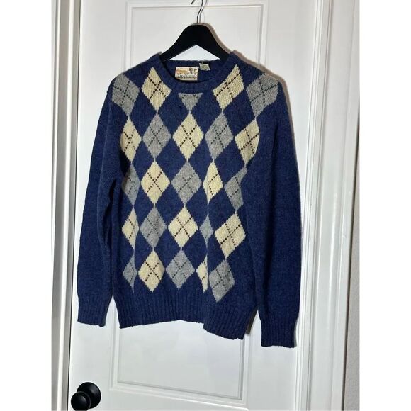 Highland Other - Highland size L vintage 100% wool argyle sweater *flawed